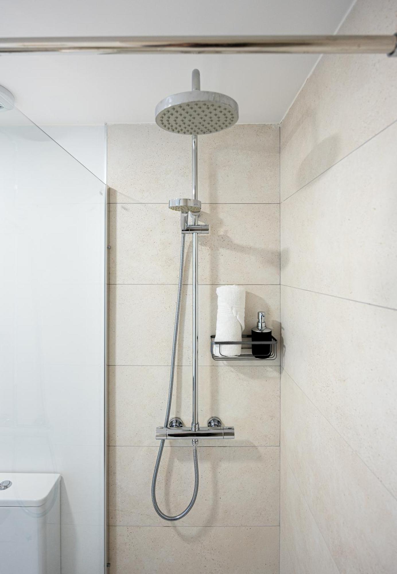 Apartamento Rivascenter Ngoại thất bức ảnh